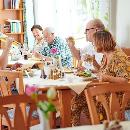 Fogadó Mittendorfer Haag am Hausruck